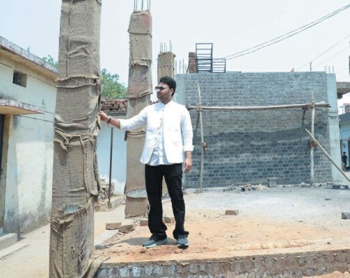 पालिकाध्यक्ष ने किया निर्माण कार्यों का निरीक्षण