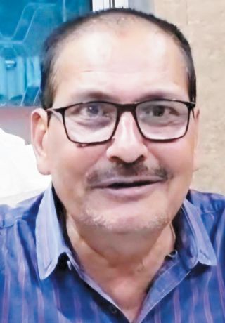 नए सीएमओ देवेश सिंह चंदेल ने संभाला पदभार