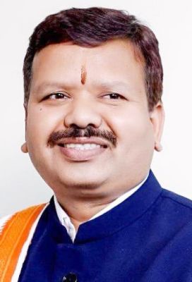  हरे-भरे जंगलों की कटाई का परिणाम है तापमान में वृद्धि-विनोद चंद्राकर