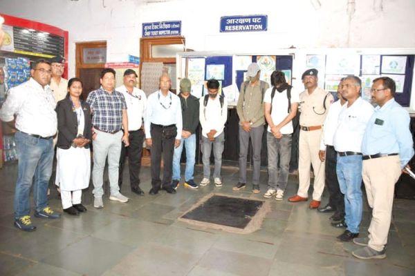 डुप्लीकेट एमएसटी बनाने वाले शंकराचार्य कालेज के 4 छात्र पकड़े गए, एक फरार