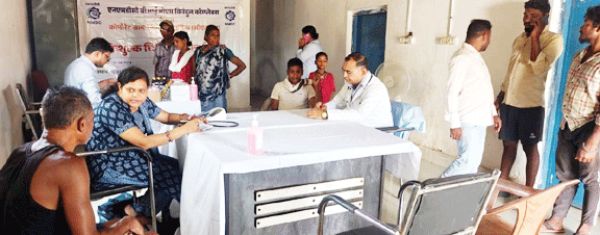 एनएमडीसी की पहल:  किरंदुल में आदिवासी ग्रामीणों के लिए नि:शुल्क स्वास्थ्य जांच शिविर, सैकड़ों को मिला लाभ