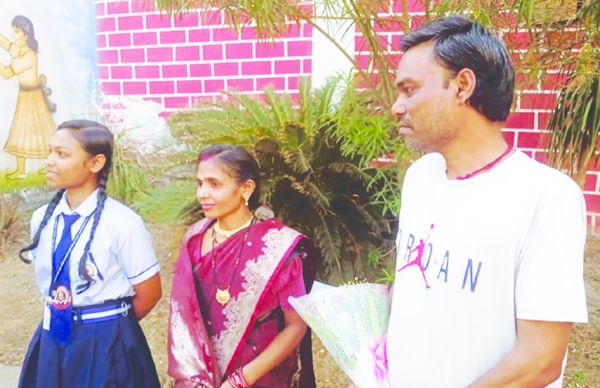 दुर्ग : 12वीं में 2 और 10वीं में 4 विद्यार्थी टॉप टेन में