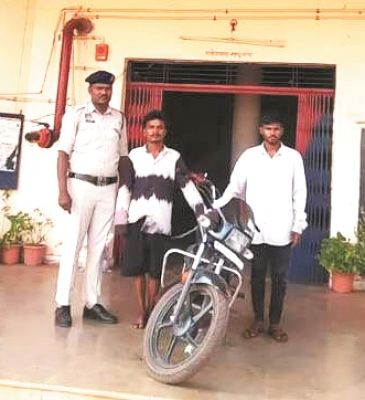 किराना दुकान में चोरी, 2 आरोपी गिरफ्तार