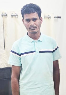 नहर किनारे अवैध शराब बेच रहा युवक गिरफ्तार
