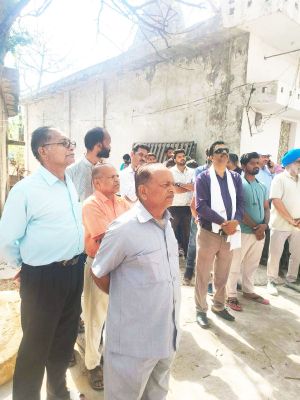 मजदूर दिवस पर अंबिकापुर में श्रमिक संगठनों का सम्मेलन श्रम कानूनों की बहाली व एमएसपी लागू करने की उठी मांग