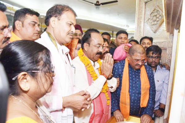 उप मुख्यमंत्री साव ने की पूजा-अर्चना