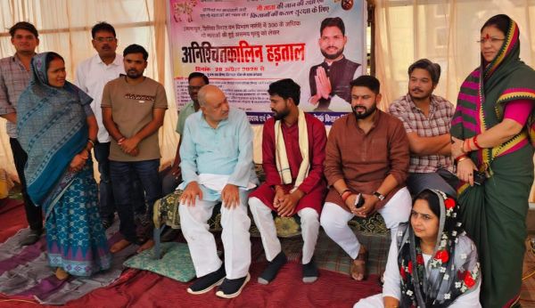 गौ-रक्षा का ढिंढोरा पीटने वाली सरकार के राज में सैकड़ों