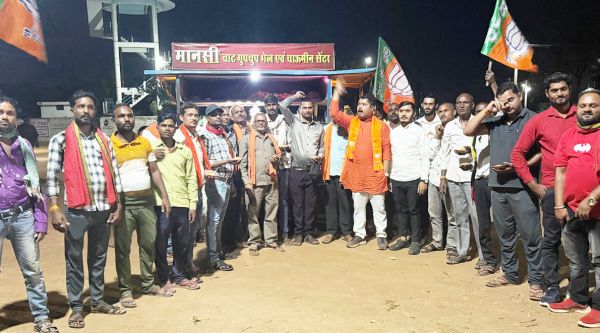 3 राज्यों में भाजपा की जीत पर सांकरा में जश्न