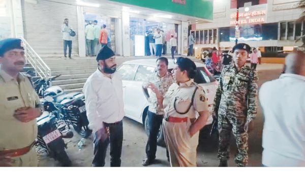 नो-पार्किंग पर सख्ती: 67 वाहनों पर चालान