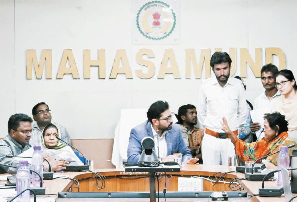 जनदर्शन में 65 आवेदन