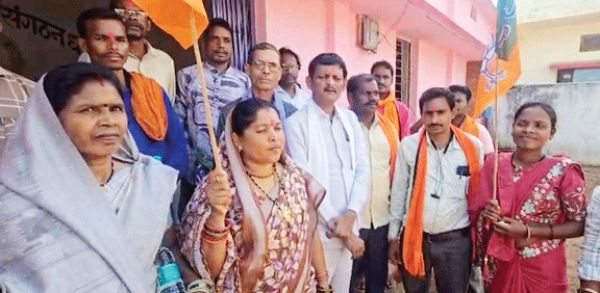 धनोरा मंडल में भाजपा की मासिक बैठक, कार्ययोजना पर मंथन