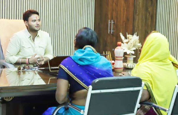पालिकाध्यक्ष ने आमजनों  की समस्याएं सुनी