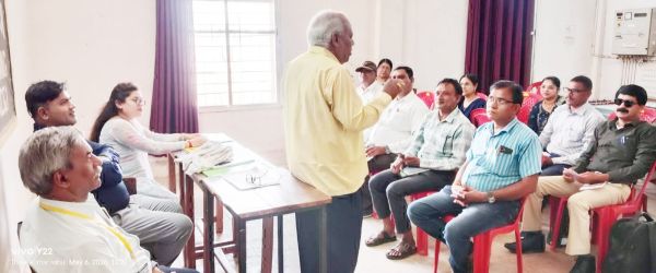 नवीन पाठ्य पुस्तकों पर प्रशिक्षण