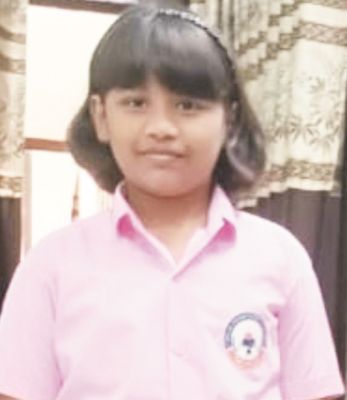 रितिका व अलिजा ने 5वीं बोर्ड में पाए 90 प्रतिशत से अधिक अंक
