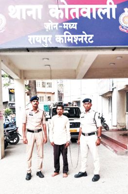 मामूली विवाद पर कपड़े से गला दबा पत्नी की हत्या, गिरफ्तार