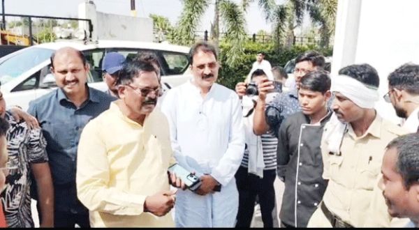 कमोदा विहार रिसॉर्ट पर अतिक्रमण हटाने पहुंची टीम को विरोध के चलते लौटना पड़ा, 2 दिन बाद होगी कार्रवाई
