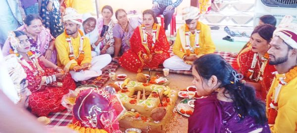 31 जोड़े परिणय सूत्र में बंधे 