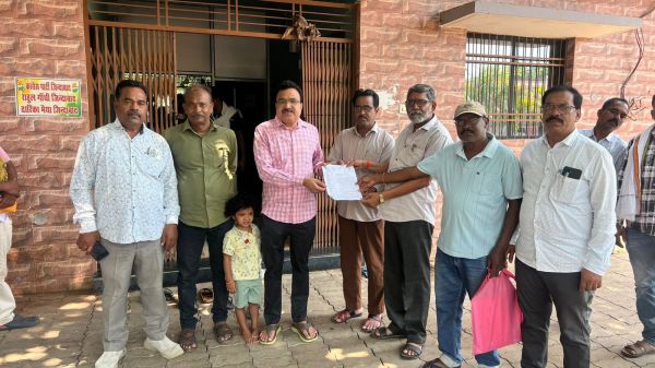शिक्षक एलबी संवर्ग ने  विधायक को सौंपा ज्ञापन