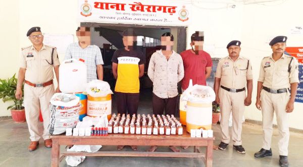 मिलावटी शराब की बाटलिंग-रिफलिंग का भंडाफोड़, सेल्समैन सहित 4 गिरफ्तार