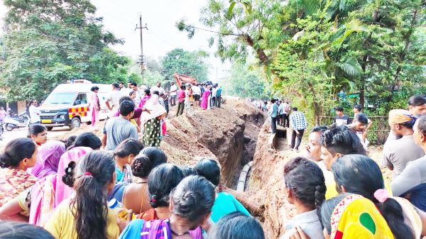सीवरेज लाइन बिछाते मिट्टी धंसी, महिला सहित 3 मजदूरों की मौत