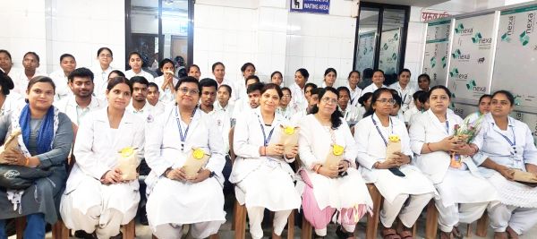 अस्पताल में मना अंतरराष्ट्रीय नर्स दिवस