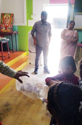 स्वामी आत्मानंद अंग्रेजी माध्यम विद्यालय में लॉटरी से प्रवेश