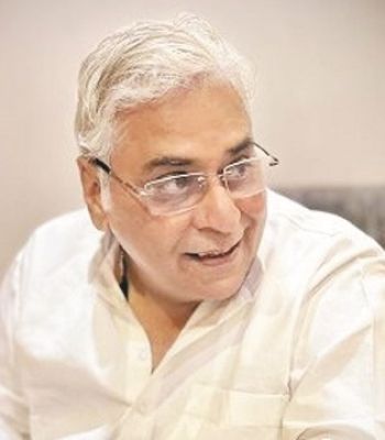 राहुल की चेतावनी के लंबे समय बाद जागी सरकार-अरुण वोरा