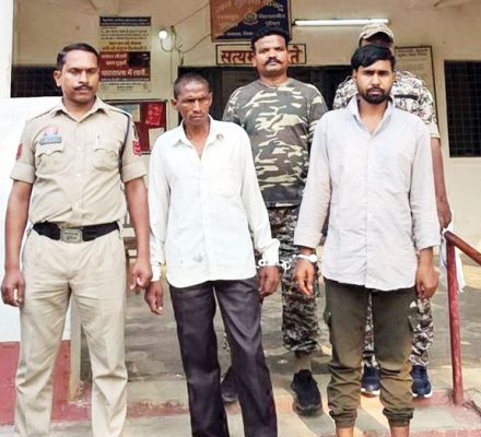 मवेशियों को झारखंड ले जा रहे दो गिरफ्तार