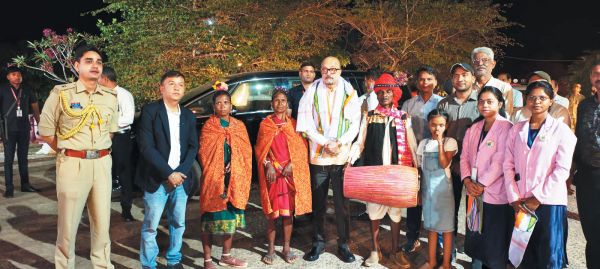 राज्यपाल का चिल्फी प्रवास, ग्रामीण विकास संबंधी मांगें रखीं
