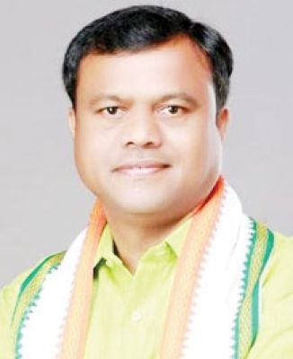 मध्य क्षेत्र परिषद की बैठक बस्तर में बुलाना भाजपा का ‘राजनीतिक प्रचार’ है-बैज