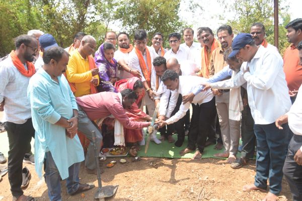 चिंगरौद-हथखोज मार्ग निर्माण का विधायक ने किया भूमिपूजन