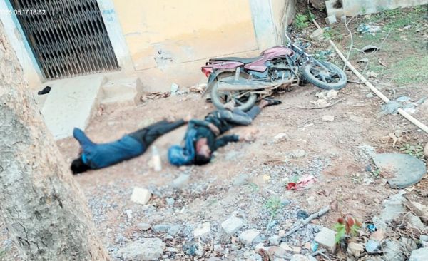 रफ्तार बाइक सरकारी भवन से टकराई, एक मौत, दो गंभीर