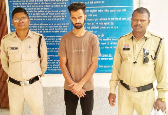 म्यूल अकाउंट में करोड़ों के ट्रांजेक्शन, आरोपी गिरफ्तार