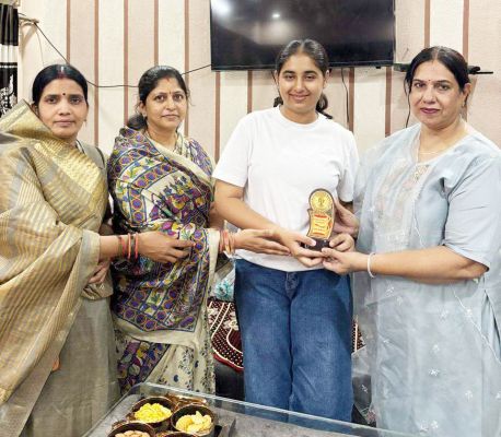 सिंध समाज की प्रतिभाओं  का सम्मान