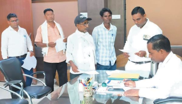 जनदर्शन में 40 आवेदन