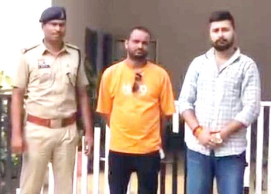 फरारी से लौटा गोल्डी शर्मा और साथी एयरपोर्ट से गिरफ्तार