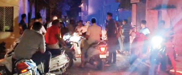 भीषण गर्मी में बिजली व्यवस्था चरमराई, रोजाना कटौती पर हंगामा