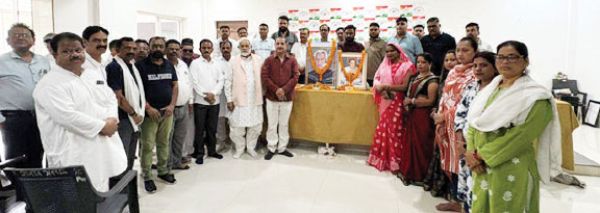 राजीव गांधी को किया याद