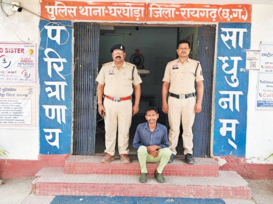 चोरी का फरार आरोपी 13 साल बाद गिरफ्तार