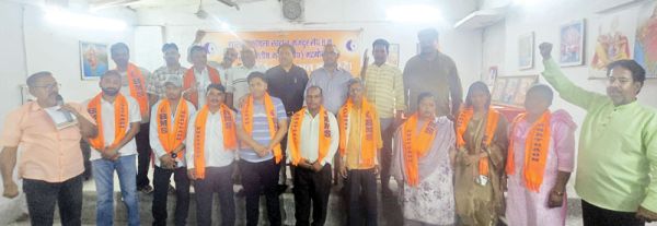 दर्जन से अधिक कर्मियों ने बीएमएस का थामा दामन