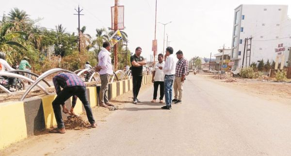 निर्माणाधीन एसटीपी का आयुक्त ने किया निरीक्षण