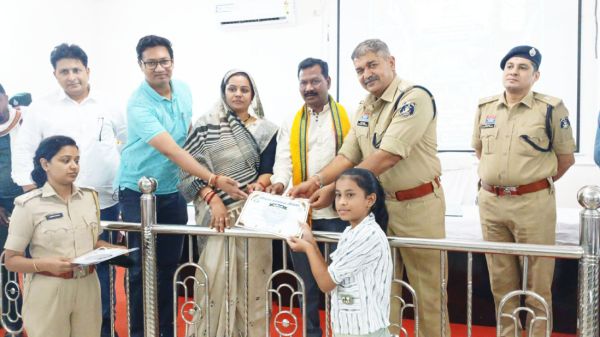 अंतरराष्ट्रीय जैव विविधता दिवस पर विद्यार्थियों  ने लिया संरक्षण का संकल्प