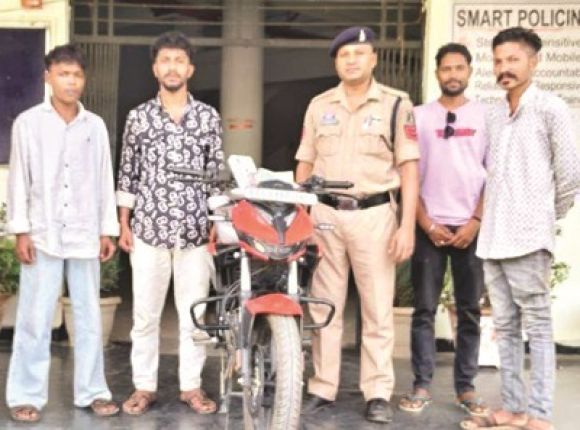 घर का ताला तोड़ चोरी, 2 बंदी