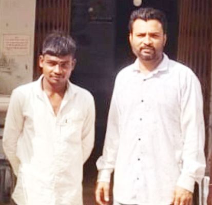 घर के बाहर रखा लोहे का सामान चोरी, आरोपी और कबाड़ी बंदी