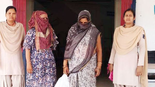 हनी ट्रैप और ब्लैकमेलिंग का आरोप, मां-बेटी गिरफ्तार