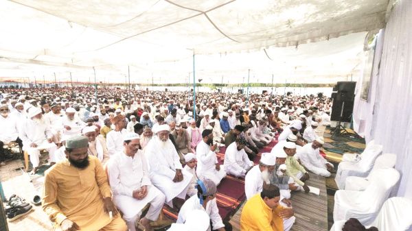 नांदगांव में हर्षाेल्लास के साथ मनी बकरीद