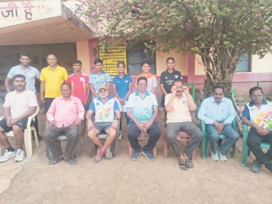 7 कैंपर व 2 अंतरराष्ट्रीय हॉकी खिलाडिय़ों का सम्मान