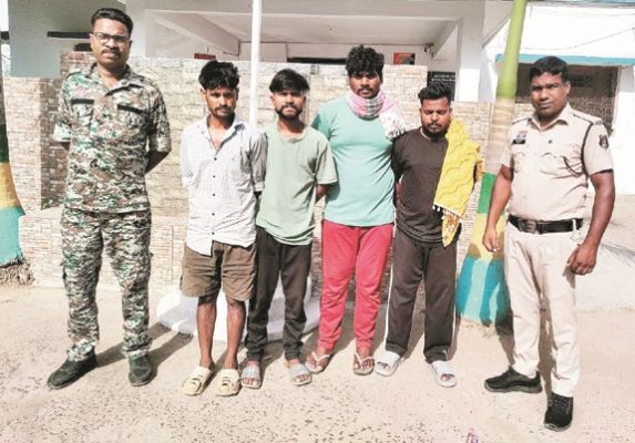 म्यूल अकाउंट पर पुलिस की कार्रवाई, चार आरोपी गिरफ्तार