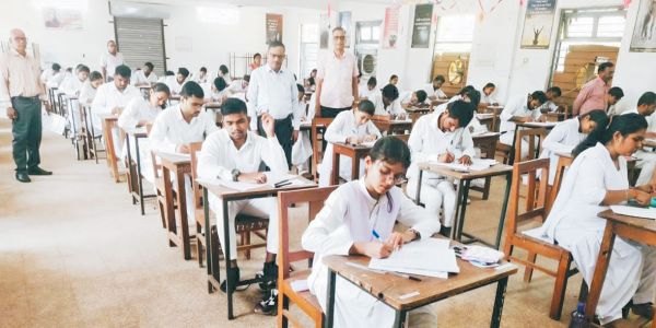 डाइट में डीएलएड की वार्षिक परीक्षाएं शुरू