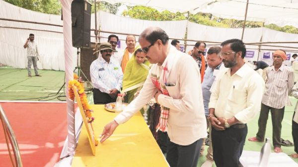 लखोली शिविर में मिले 326 आवेदन, उमड़ी भीड़